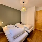 Confort 4 Pers Entre Et Montagne Apartment *